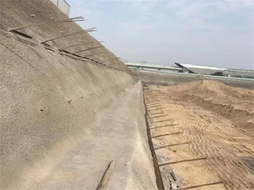 吕梁河道边坡加固